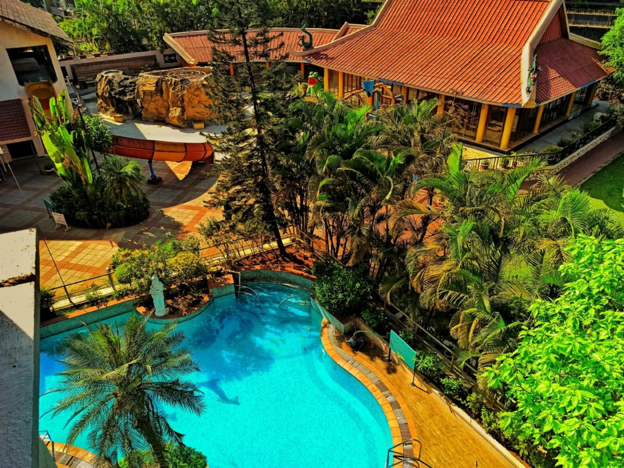 Kailash Parbat Hotel Lonavala Exterior photo